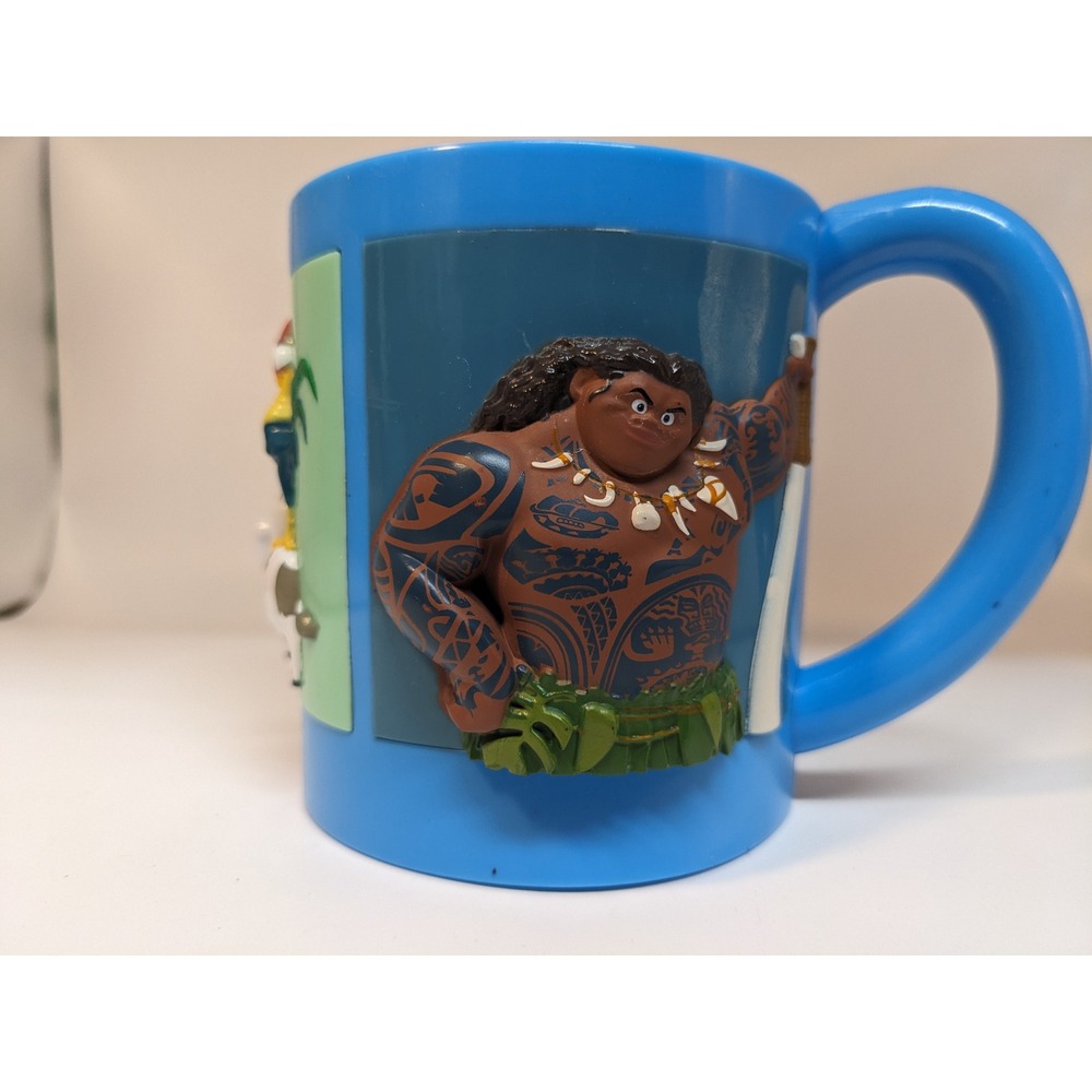 Disney Moana Maui Pua Hei Hei 3D Relief Blue Plastic Souvenir Mug Cup 4 Inch
